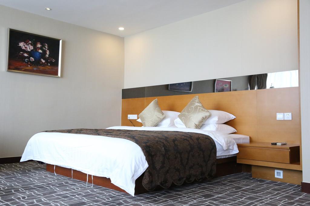 Days Inn Frontier Wuxi Уси Екстериор снимка